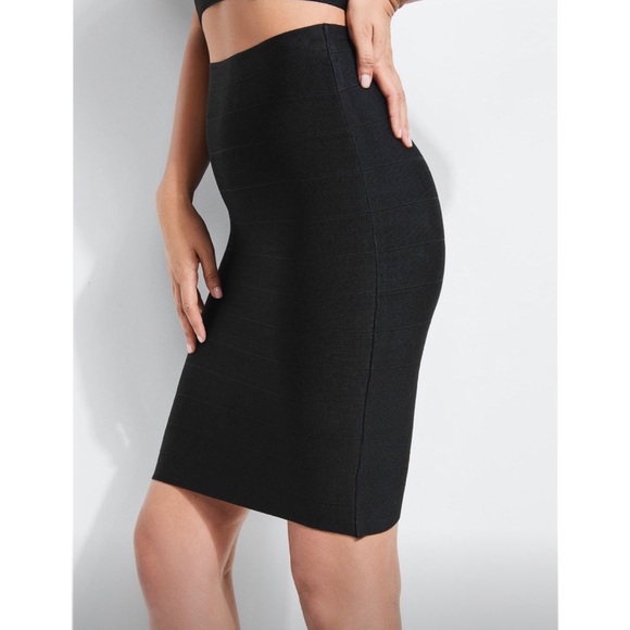NWOT GUESS Mirage Bandage Pencil Skirt Black Zipper - Picture 2 of 9